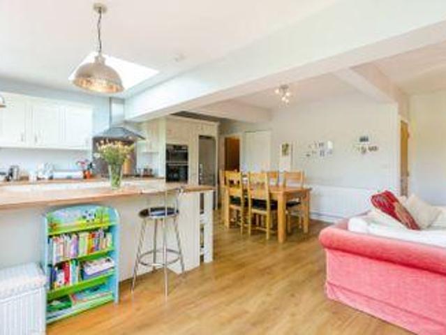 House for sale in Worcester Park, Greater London