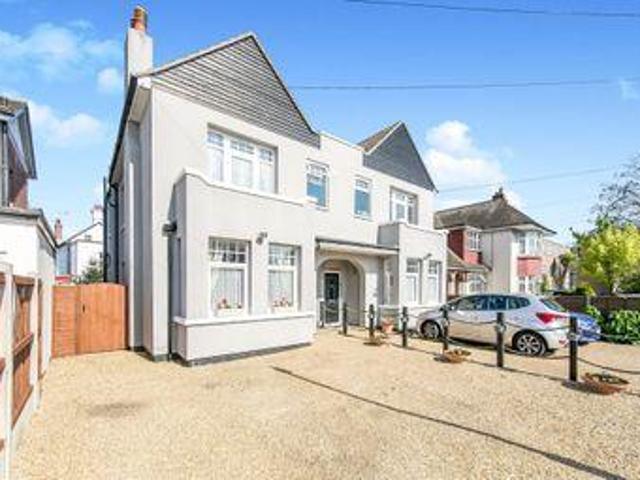 House for sale in Dale Hill, Essex