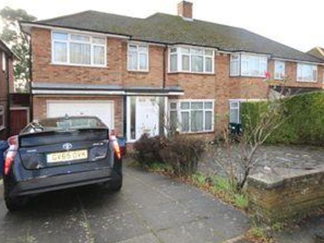 House for sale in Edgware, Greater London
