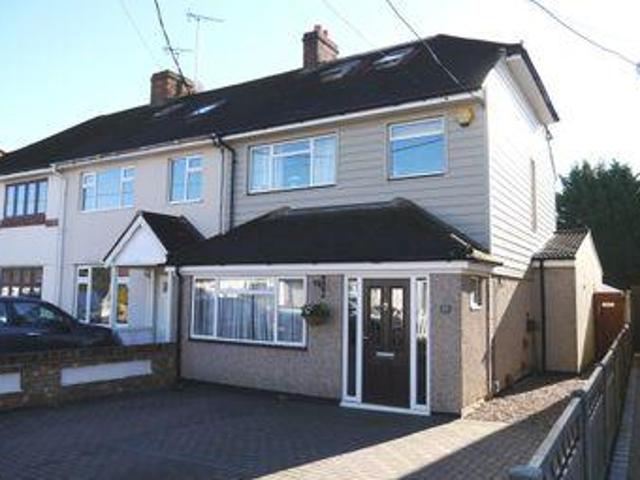 House for sale in Navestock Side