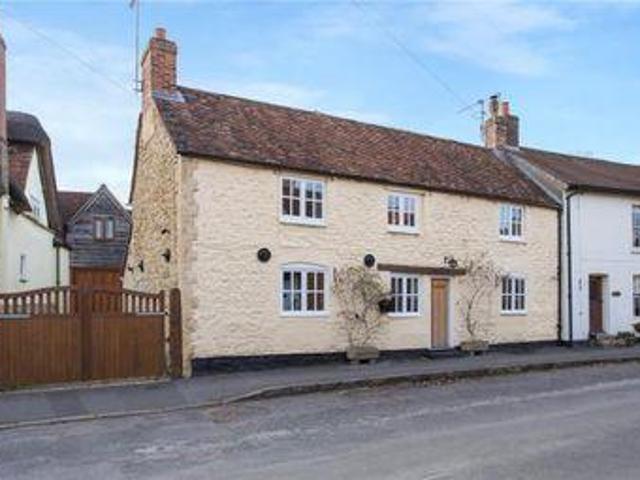 House for sale in Aylesbury, Buckinghamshire