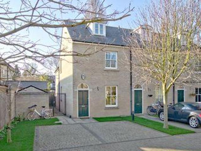 House for sale in Arbury, Cambridgeshire