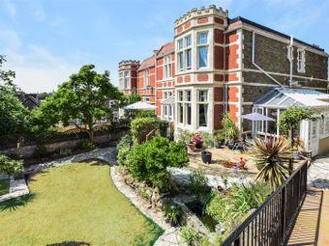 House for sale in Clevedon, North Somerset