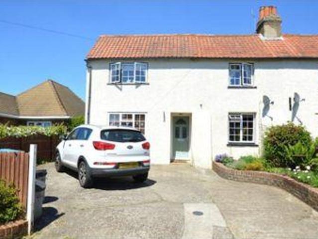 House for sale in Hillview, Surrey