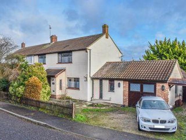 House for sale in Duton Hill