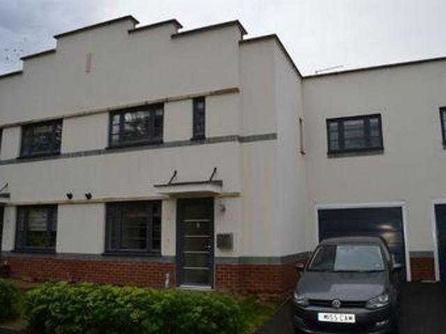 House for sale in Northampton, Northamptonshire