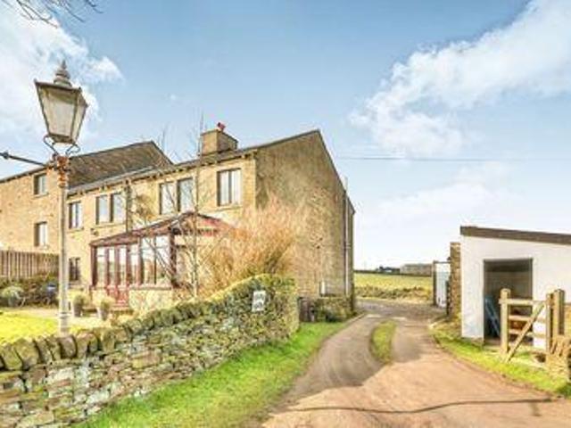 House for sale in Halifax, Calderdale