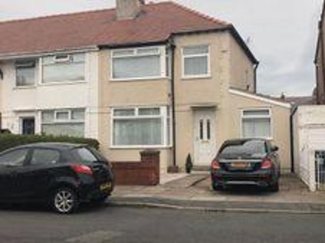 House for sale in Calderstones