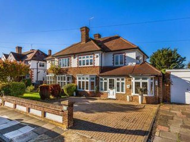 House for sale in Worcester Park, Greater London