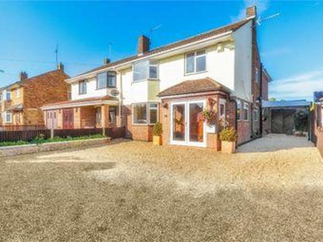 House for sale in Iver