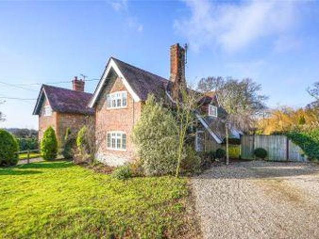 House for sale in Arundel, Clapham