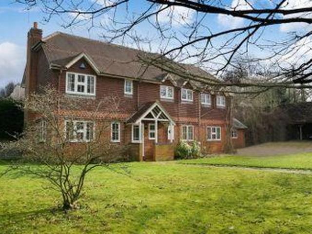 House for sale in Pachesham Park, Surrey