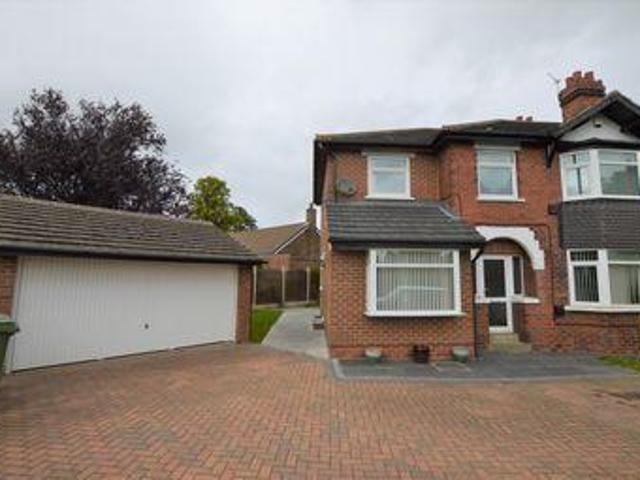 House for sale in Leeds, West Yorkshire