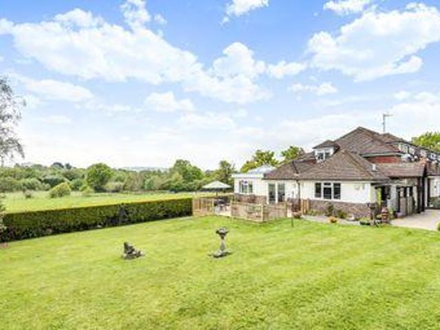 House for sale in Horsham, West Sussex