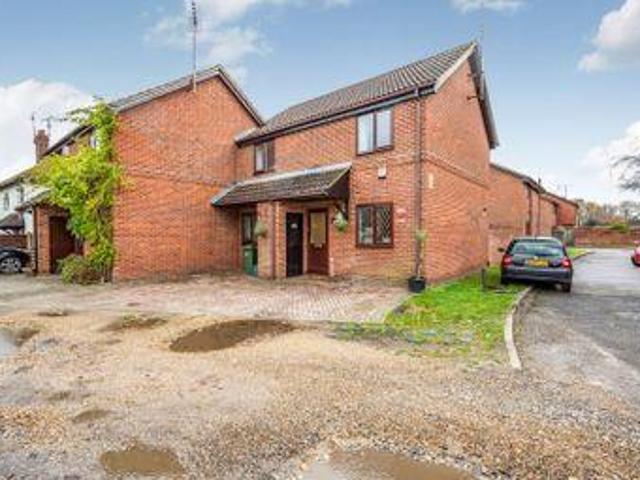 House for sale in Aldershot, Hampshire