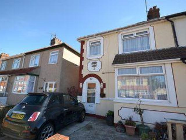 House for sale in Dale Hill, Essex