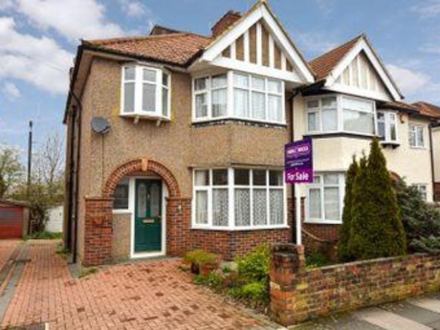 House for sale in Twickenham, Greater London