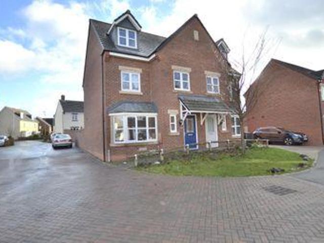 House for sale in Gloucester, Gloucestershire