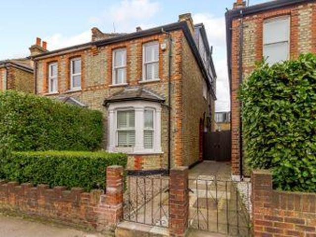 House for sale in Kingston Upon Thames, Greater London