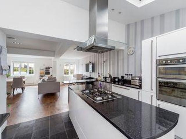 House for sale in Uxbridge, Greater London