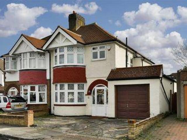 House for sale in Worcester Park, Greater London