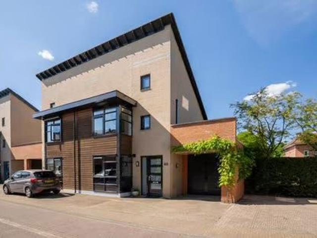 Woning te huur in Oikos, Enschede