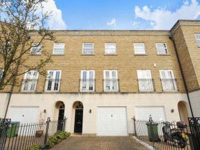 House for rent in Blackhills, Surrey