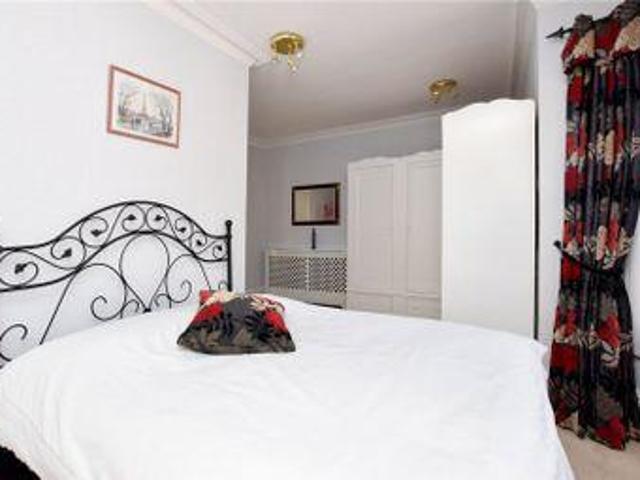 House for rent in Pouchen End, Hertfordshire
