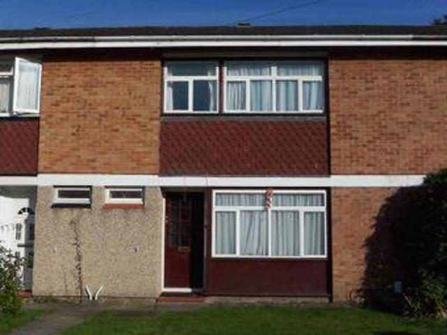House for rent in Row Town, Surrey
