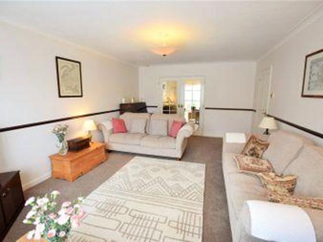 House for rent in Ascot