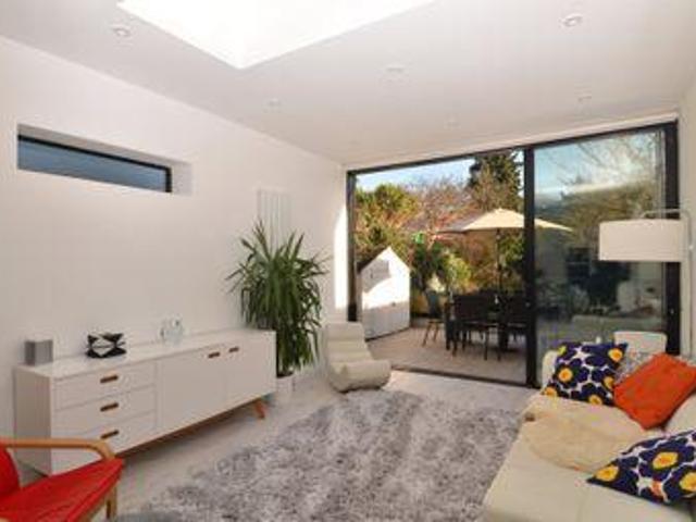 House for rent in Brentford End, Greater London