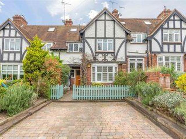 House for sale in Weybridge, Elmbridge