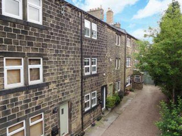 House for sale in Pudsey, West Yorkshire