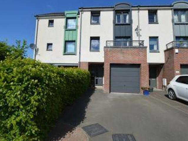 House for sale in Renfrew, Renfrewshire