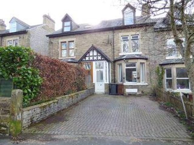 House for sale in Charlesworth, East Midlands
