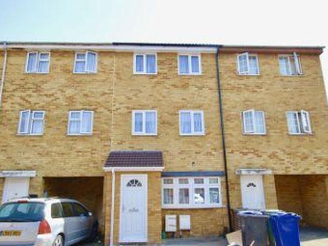 House for sale in South Ockendon, Essex