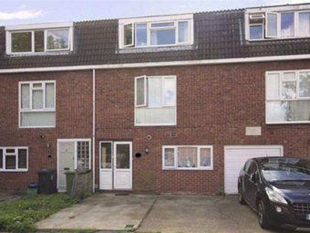 House for sale in Borehamwood, Hertsmere