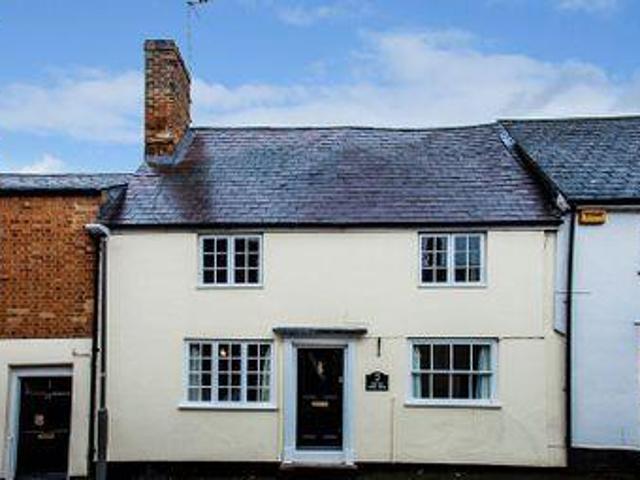 House for sale in Buckingham, Buckinghamshire
