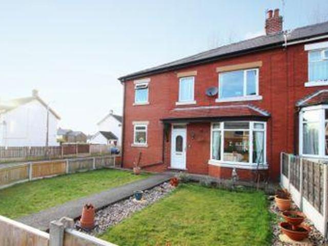 House for sale in Charlesworth, East Midlands