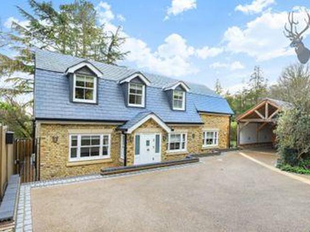 House for sale in Epping