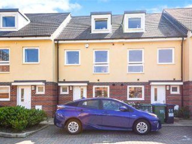 House for sale in North Watford, Hertfordshire