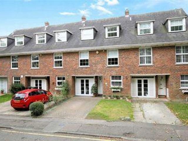 House for sale in Epping