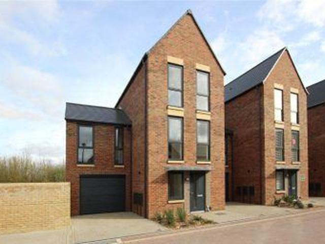 House for sale in Arbury, Cambridgeshire