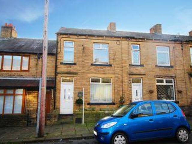House for sale in Halifax, West Yorkshire