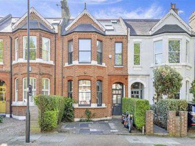 House for sale in Lyons, Greater London