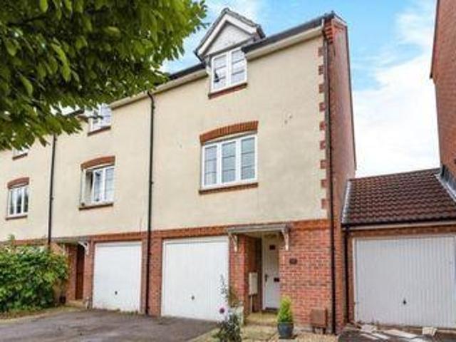 House for rent in Littlecote, West Sussex