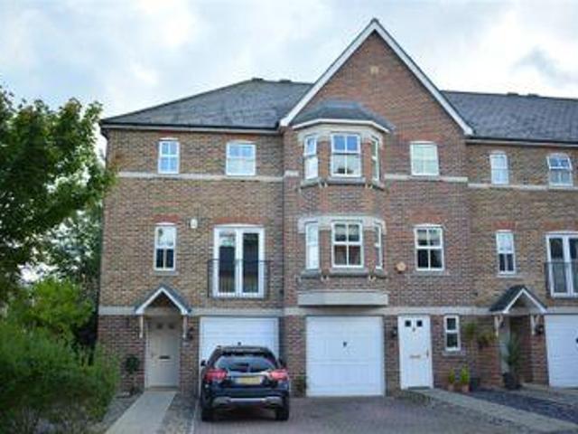 House for rent in Epsom, Surrey