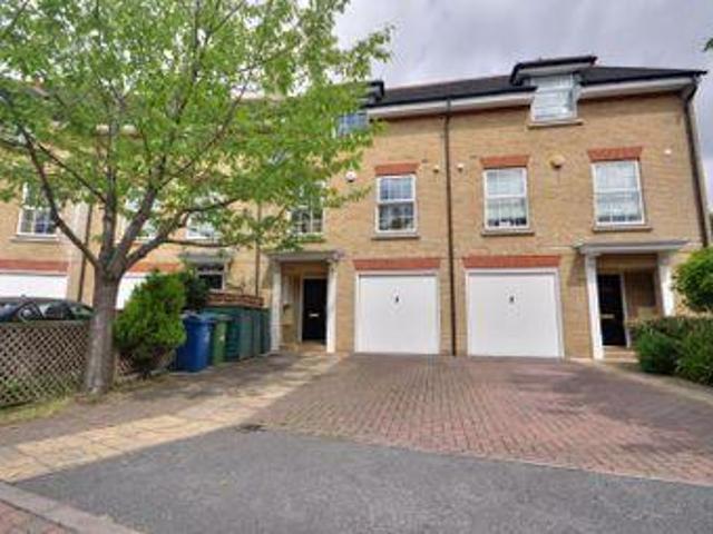 House for rent in Pinner, Greater London