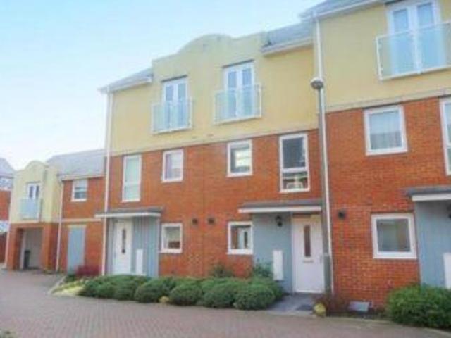 House for rent in Red Hill, Surrey