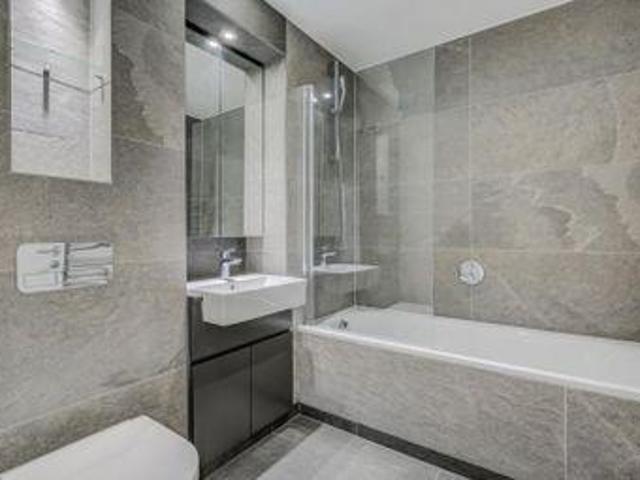 House for rent in Surrey